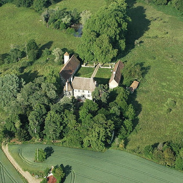 Photo de Château des Écossays