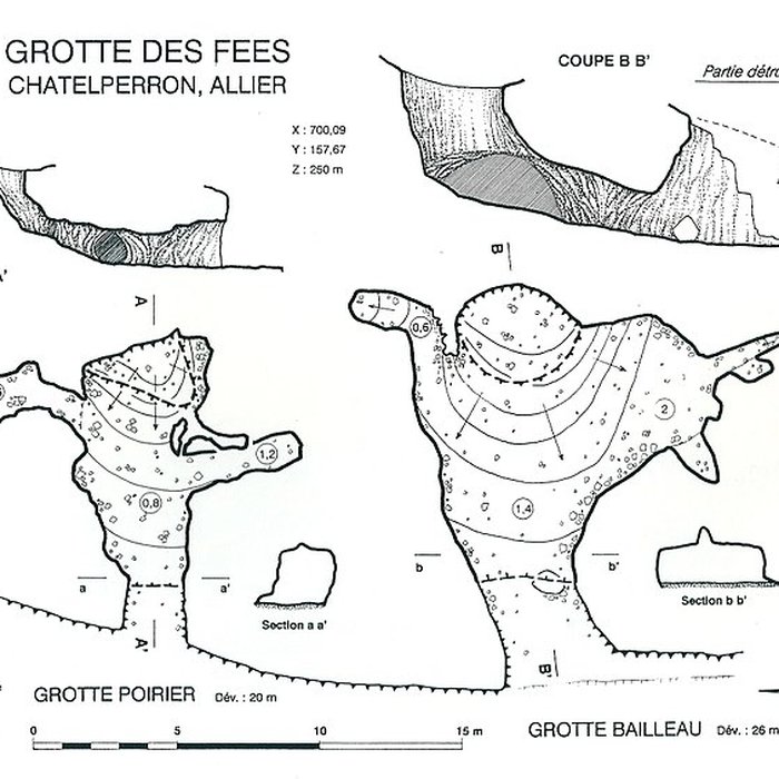 Photo de Deux grottes préhistoriques situées dans le domaine des Bernards