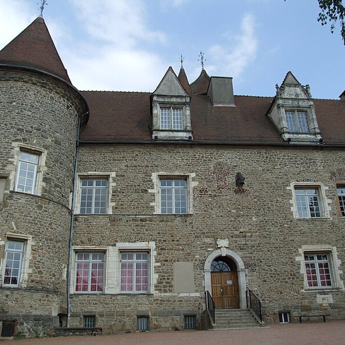 Photo de Château des Princes de Condé à Arnay-le-Duc