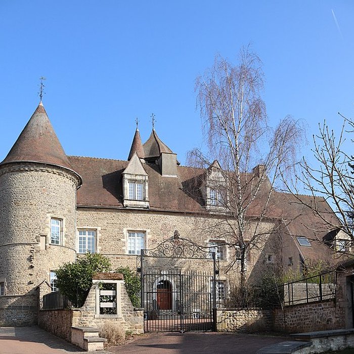 Photo de Château des Princes de Condé à Arnay-le-Duc