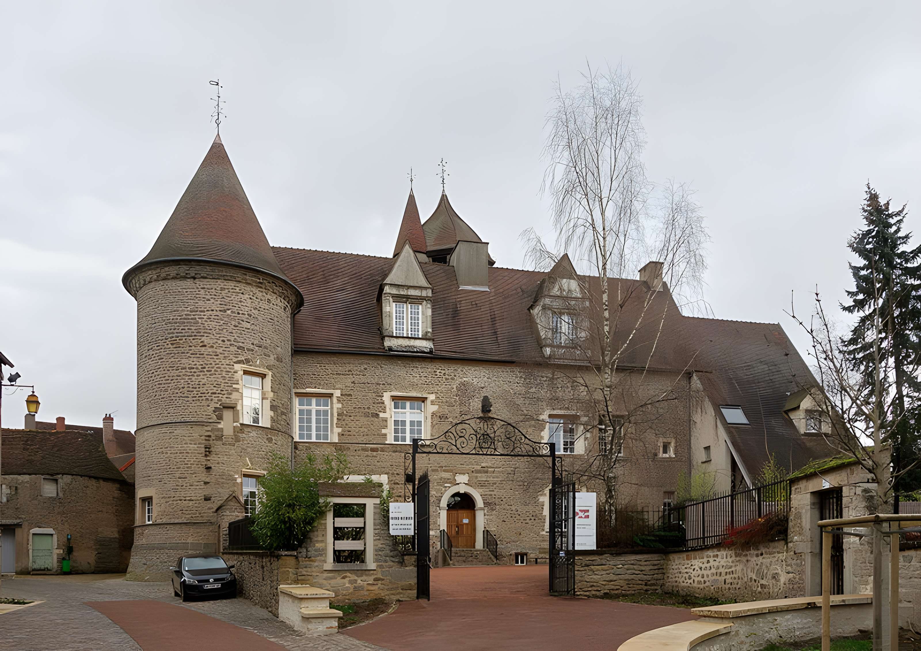 Château des Princes de Condé à Arnay-le-Duc