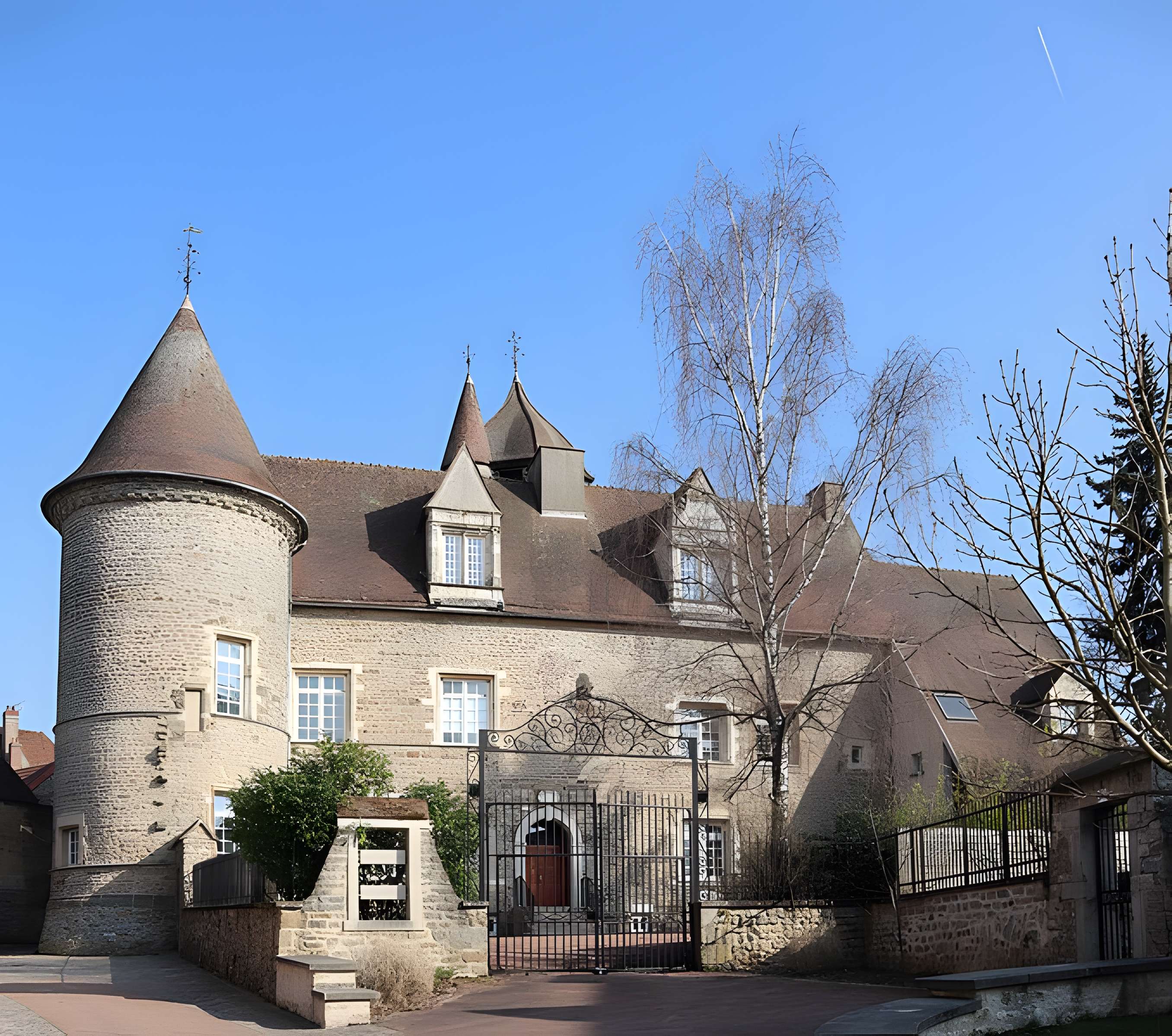 Château des Princes de Condé à Arnay-le-Duc