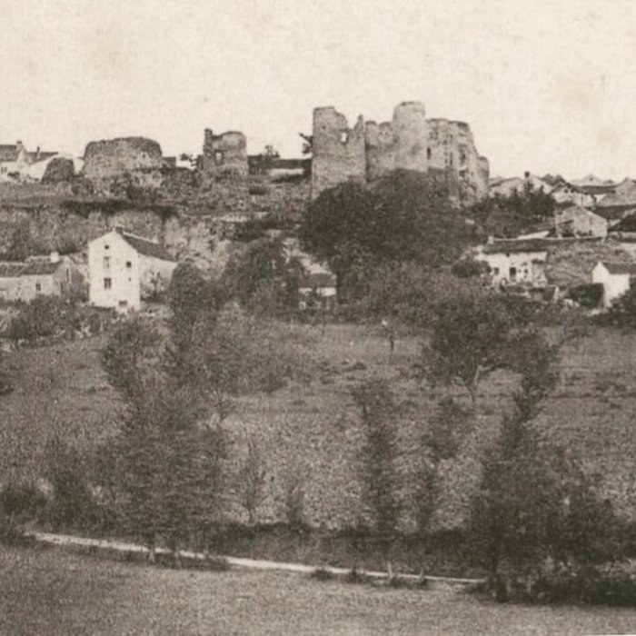 Photo de Restes de lancien château