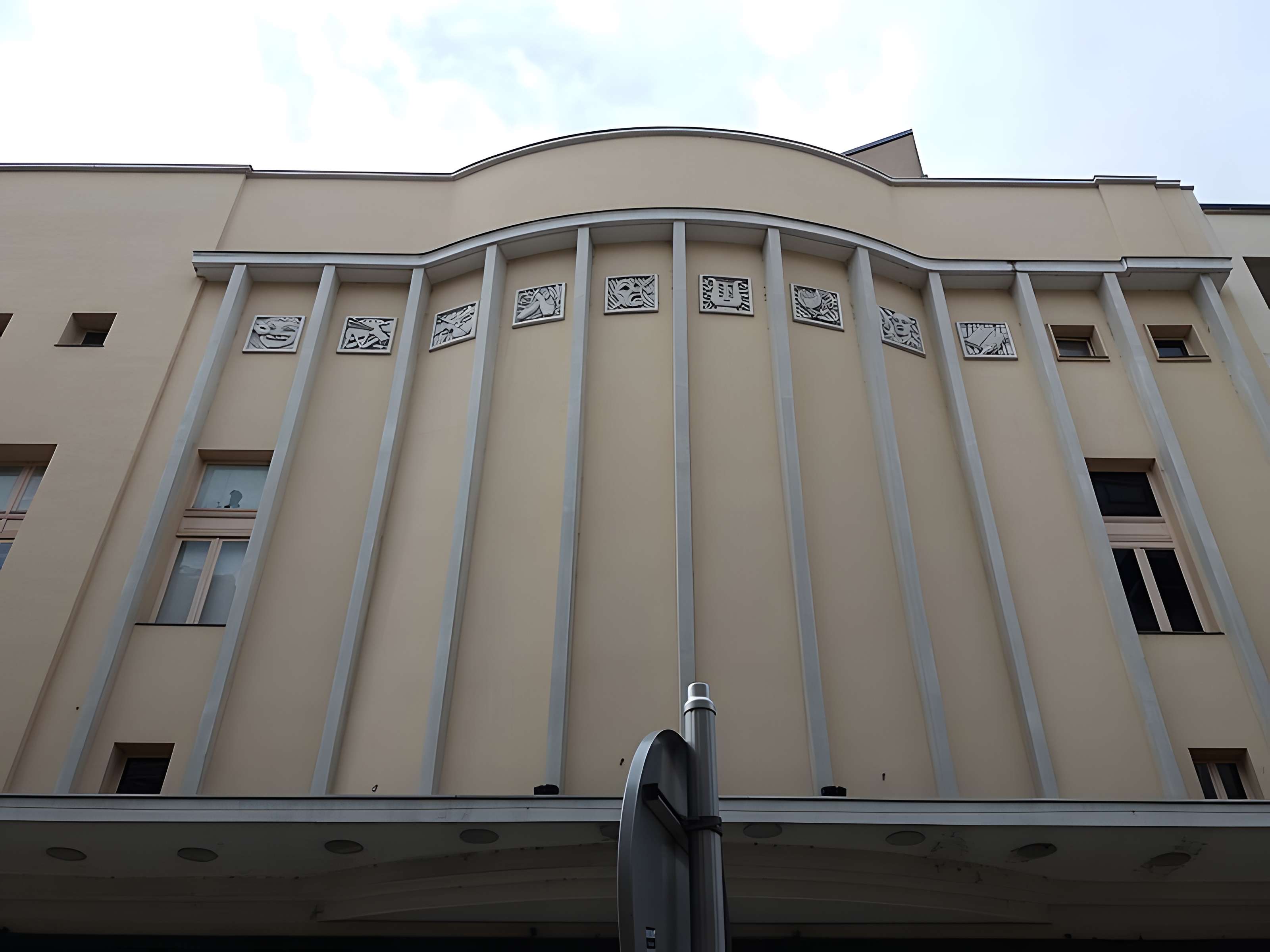 Petit casino, actuellement centre culturel Valéry Larbaud