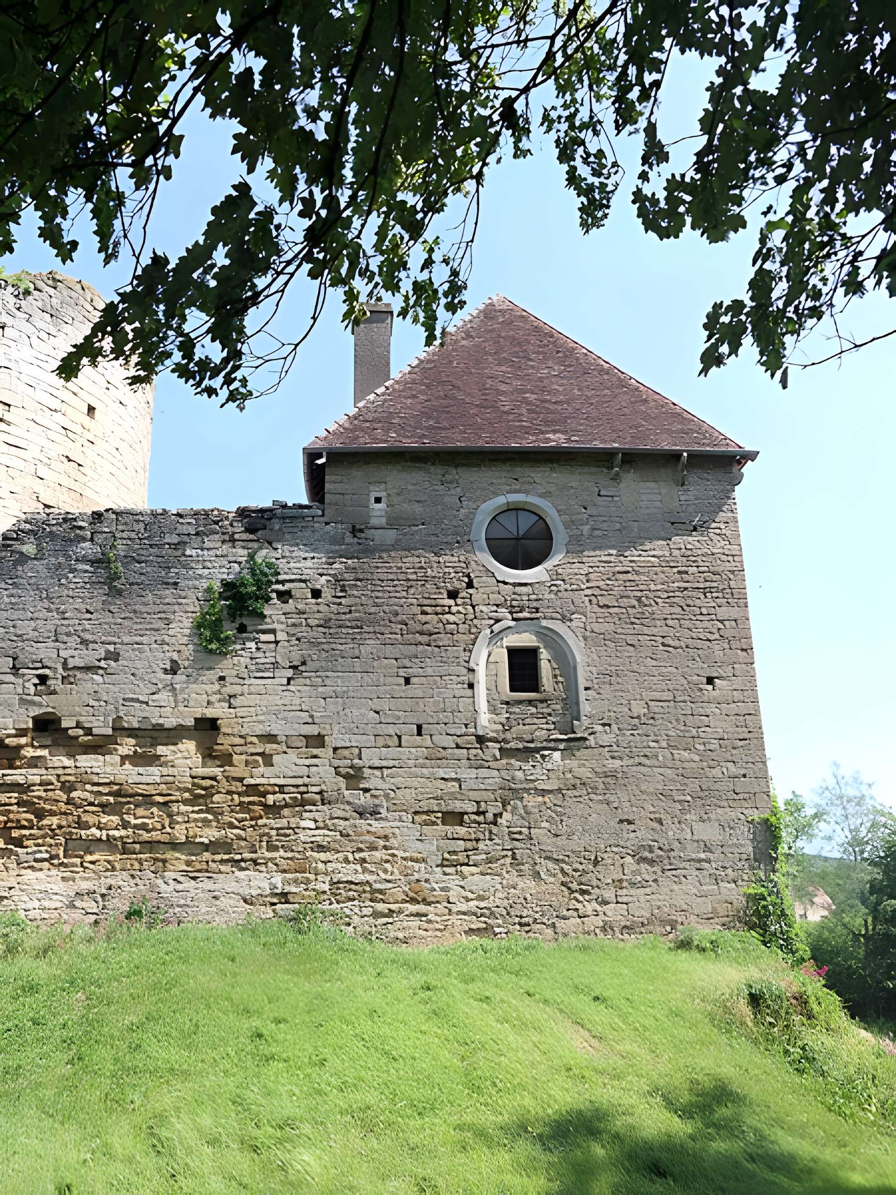 Château d'Étrabonne