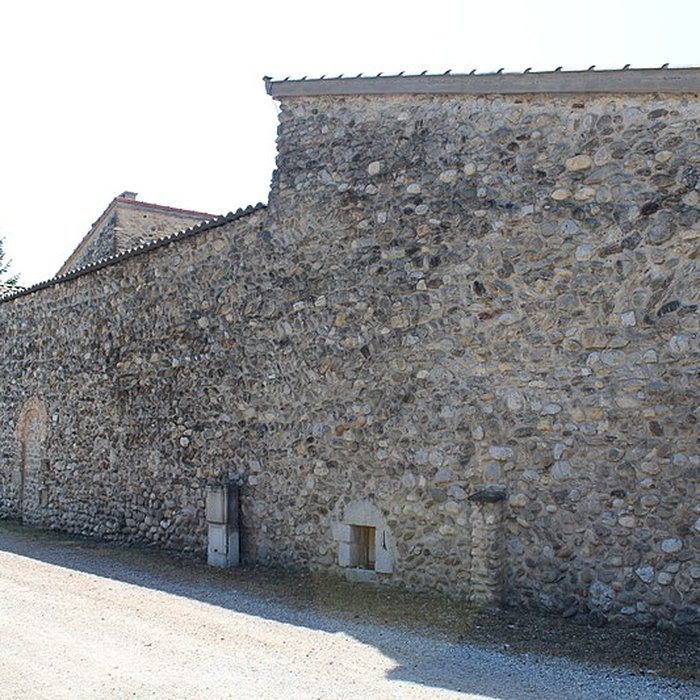 Photo de Prieuré Saint-Pierre-ès-Liens restes