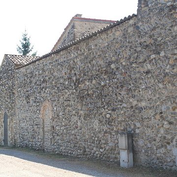 Prieuré Saint-Pierre-ès-Liens restes