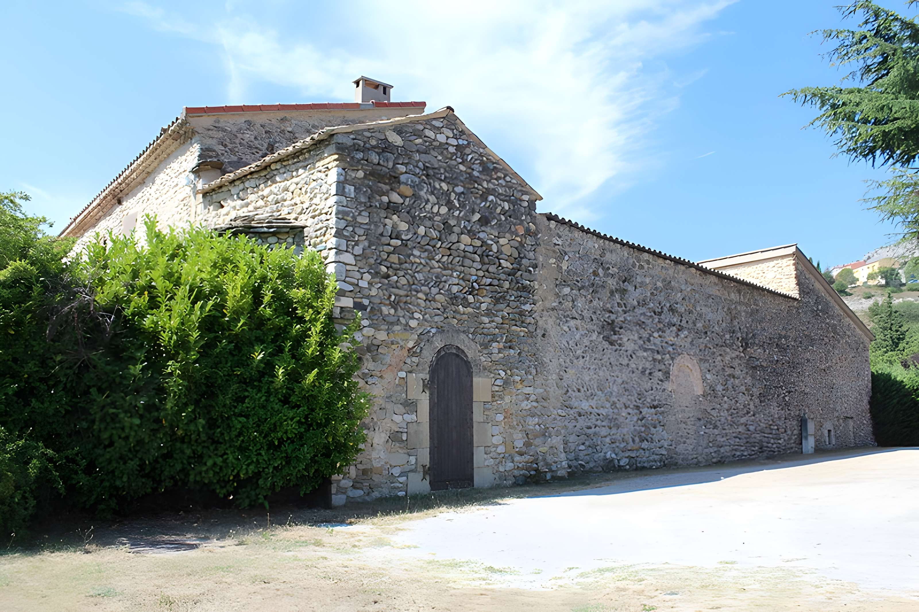 Prieuré Saint-Pierre-ès-Liens (restes)