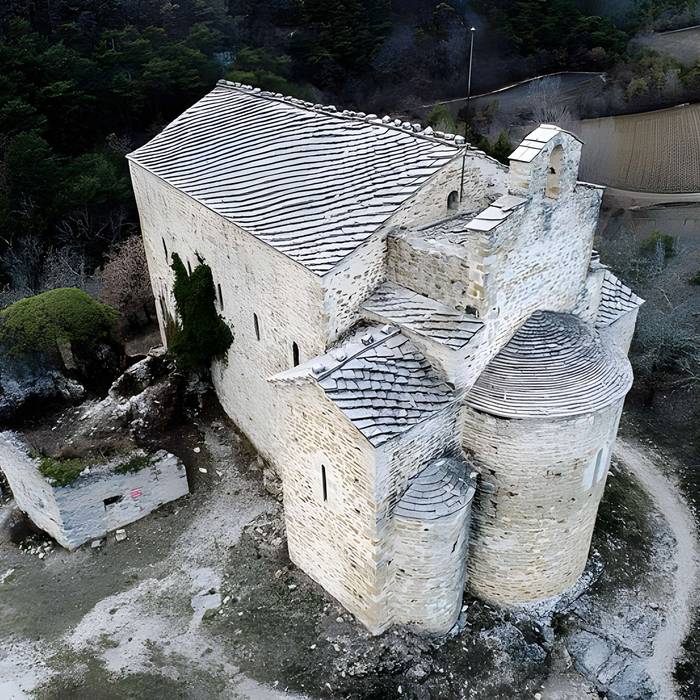 Photo de Chapel Saint-Donat