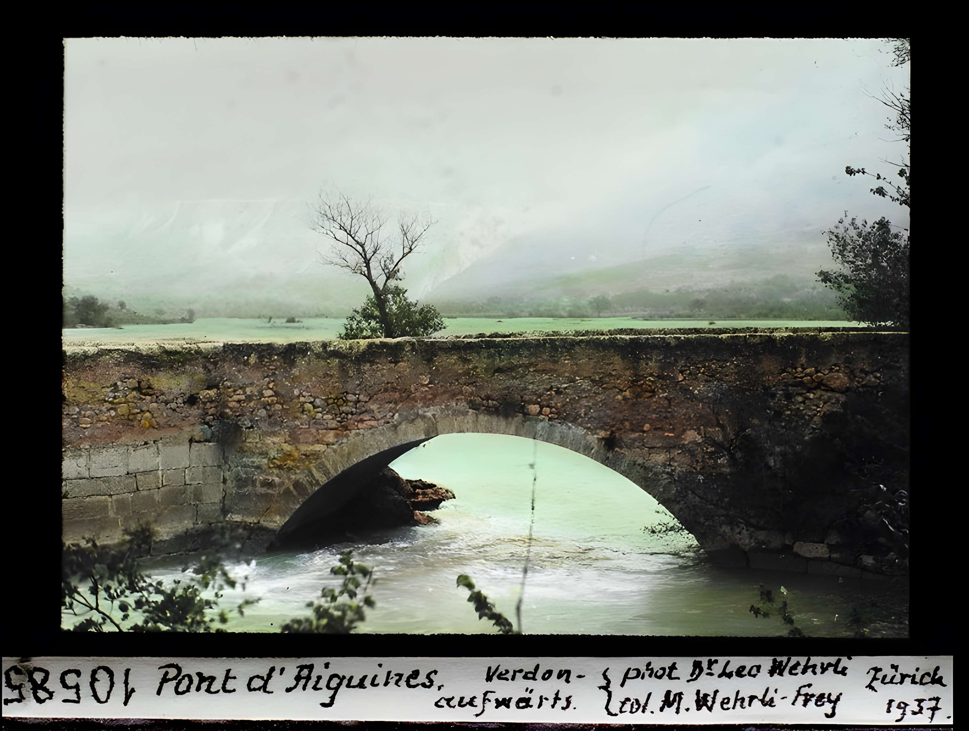 Pont d'Aiguines sur le Verdon