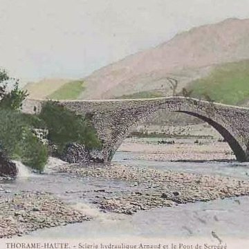 Ancien pont dOndres dit pont du Moulin sur le Verdon