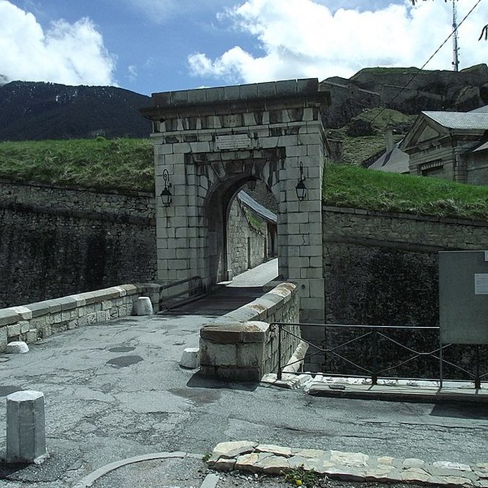 Photo de Anciennes fortifications de la Ville Haute