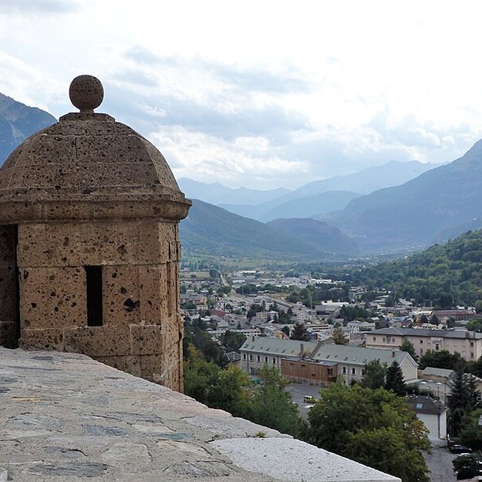 Photo de Anciennes fortifications de la Ville Haute