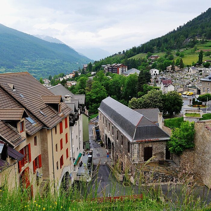 Photo de Anciennes fortifications de la Ville Haute