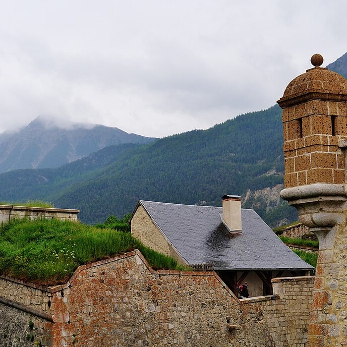 Photo de Anciennes fortifications de la Ville Haute