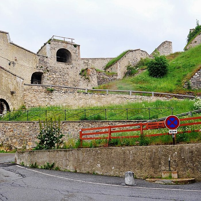 Photo de Anciennes fortifications de la Ville Haute