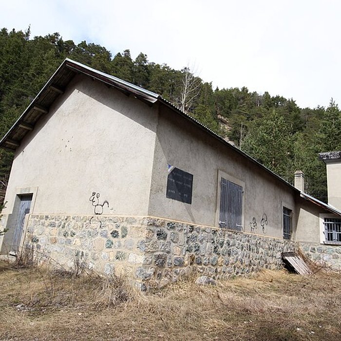 Photo de Téléphérique militaire de Terre Rouge ou des Gondrans