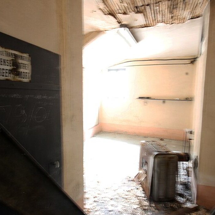 Photo de Téléphérique militaire de Terre Rouge ou des Gondrans