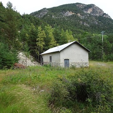 Téléphérique militaire de Terre Rouge ou des Gondrans