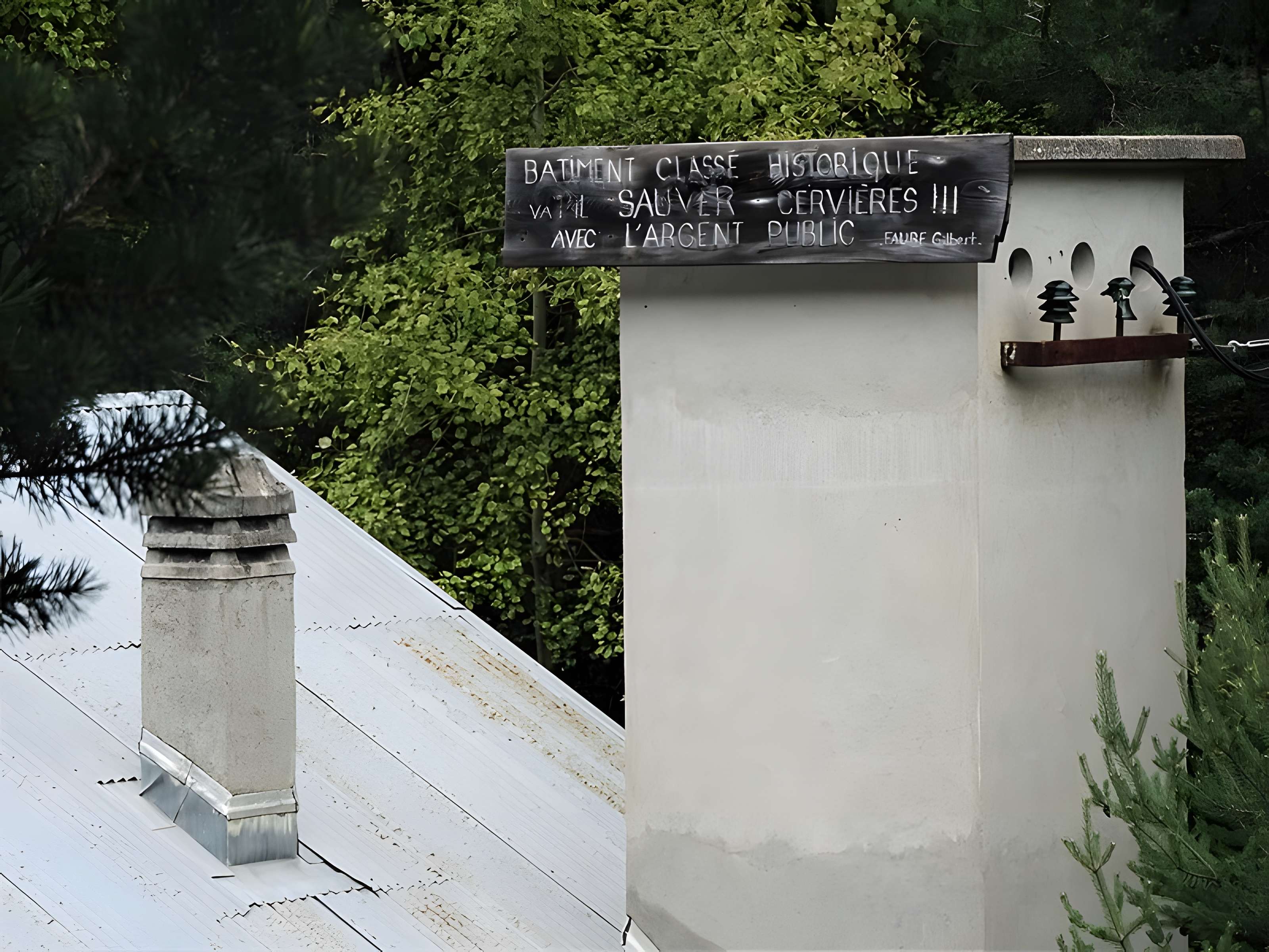 Téléphérique militaire de Terre Rouge ou des Gondrans