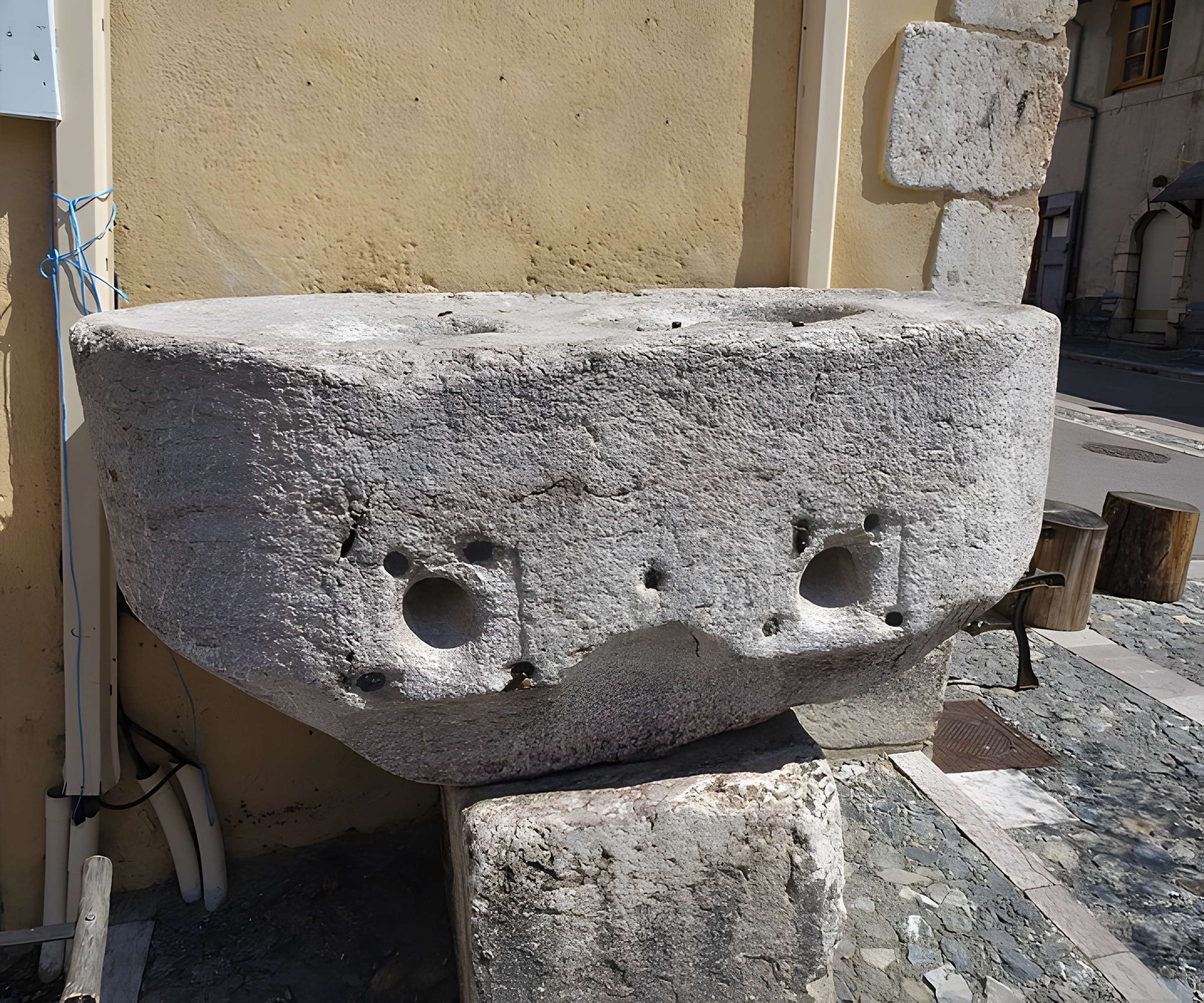 Mesure banale de grains en pierre