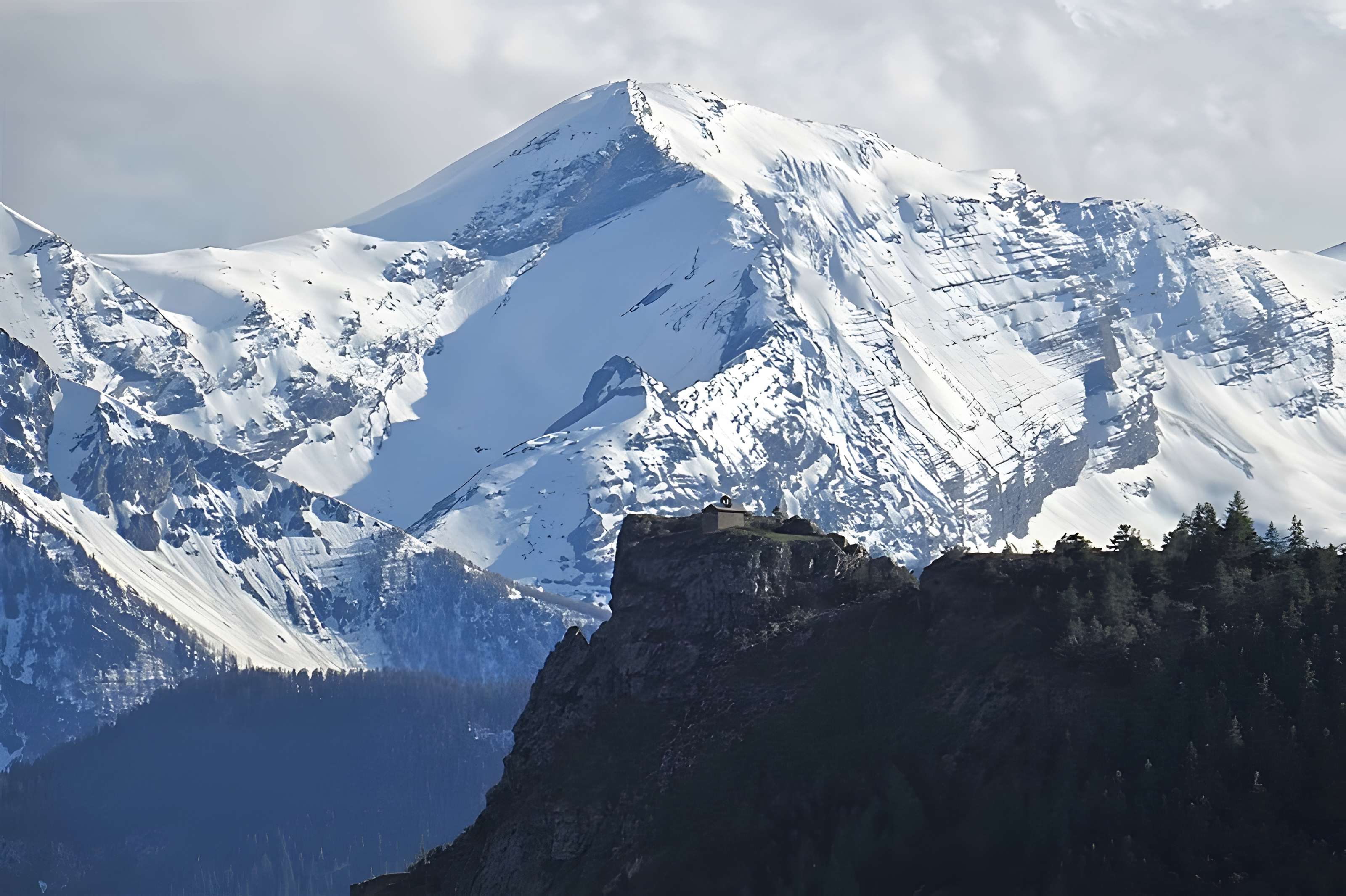 Chapelle Saint-Hippolyte-du-Bouchier