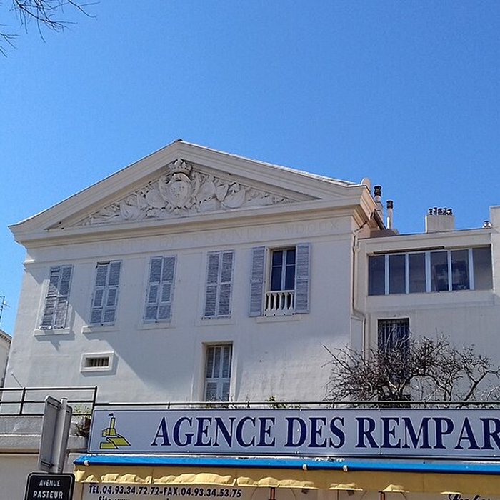 Photo de Immeuble dit Porte de France