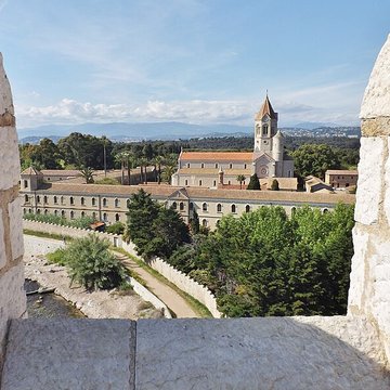 Château fort ou ancien monastère de Lérins