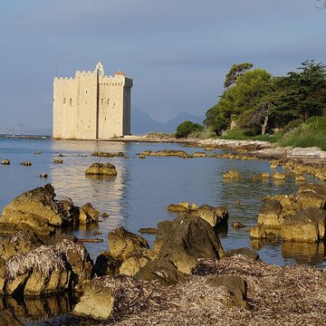 Château fort ou ancien monastère de Lérins