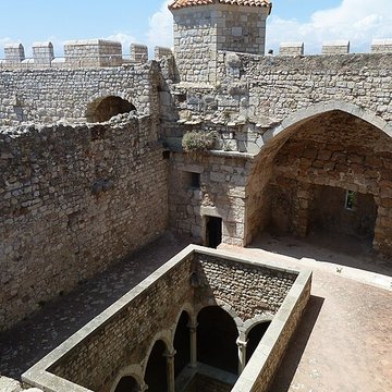 Château fort ou ancien monastère de Lérins