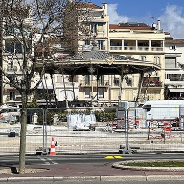 Kiosque à musique des Allées de la Liberté