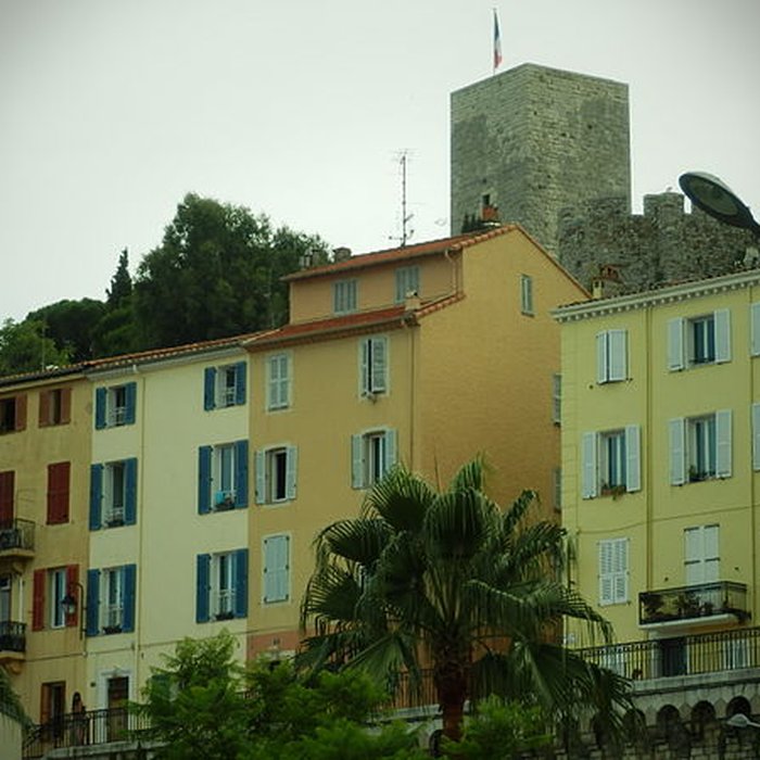 Photo de Tour du Suquet, chapelle Sainte-Anne et église Notre-Dame-de-lEspérance