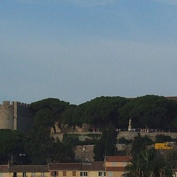 Tour du Suquet, chapelle Sainte-Anne et église Notre-Dame-de-lEspérance