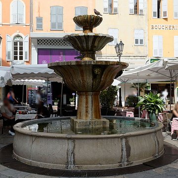 Fontaine publique