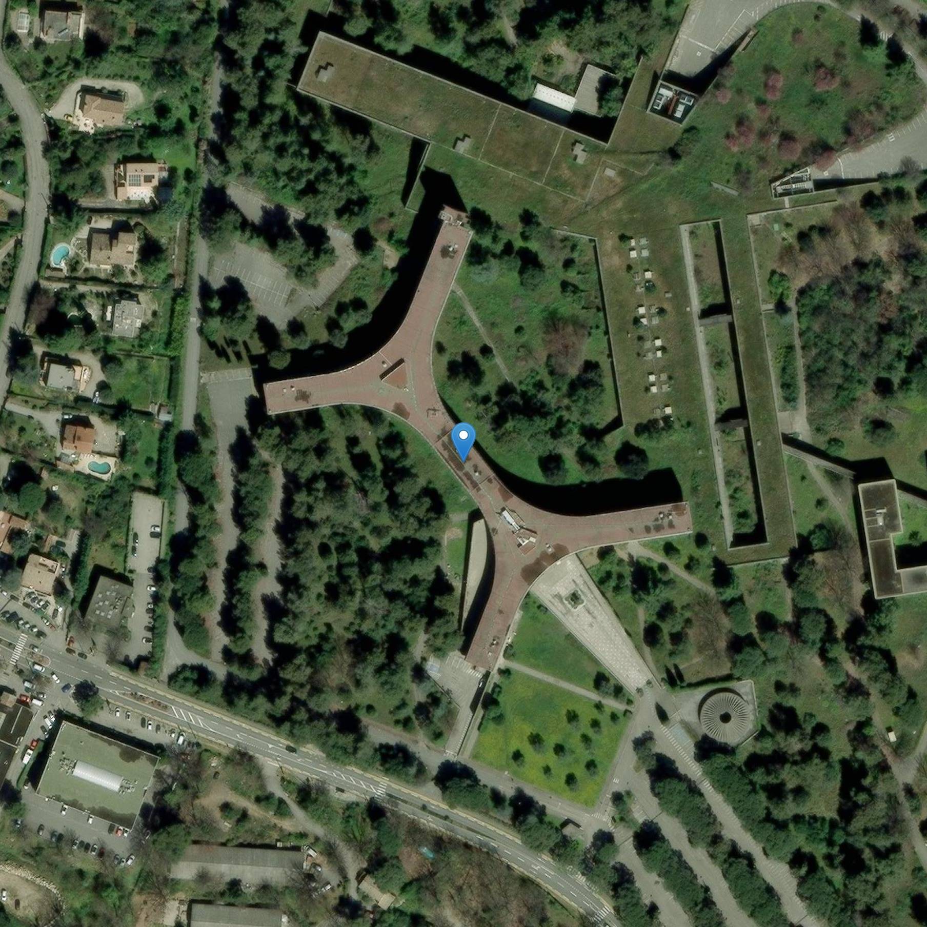 Photo de Ancien centre d’études de recherches IBM