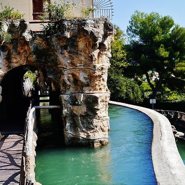 Siphon de Saint-Blaise, ouvrage technique remarquable du canal de la Vésubie également sur commune de Saint-Blaise