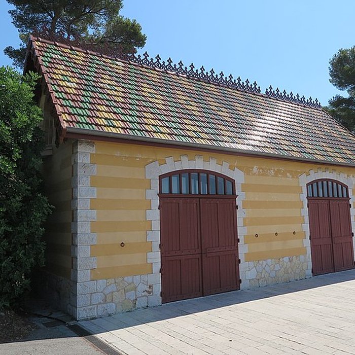 Photo de Observatoire dastronomie du Montgros