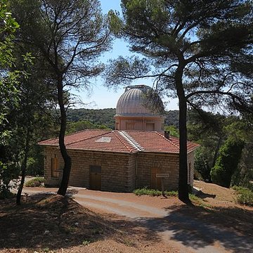 Observatoire dastronomie du Montgros