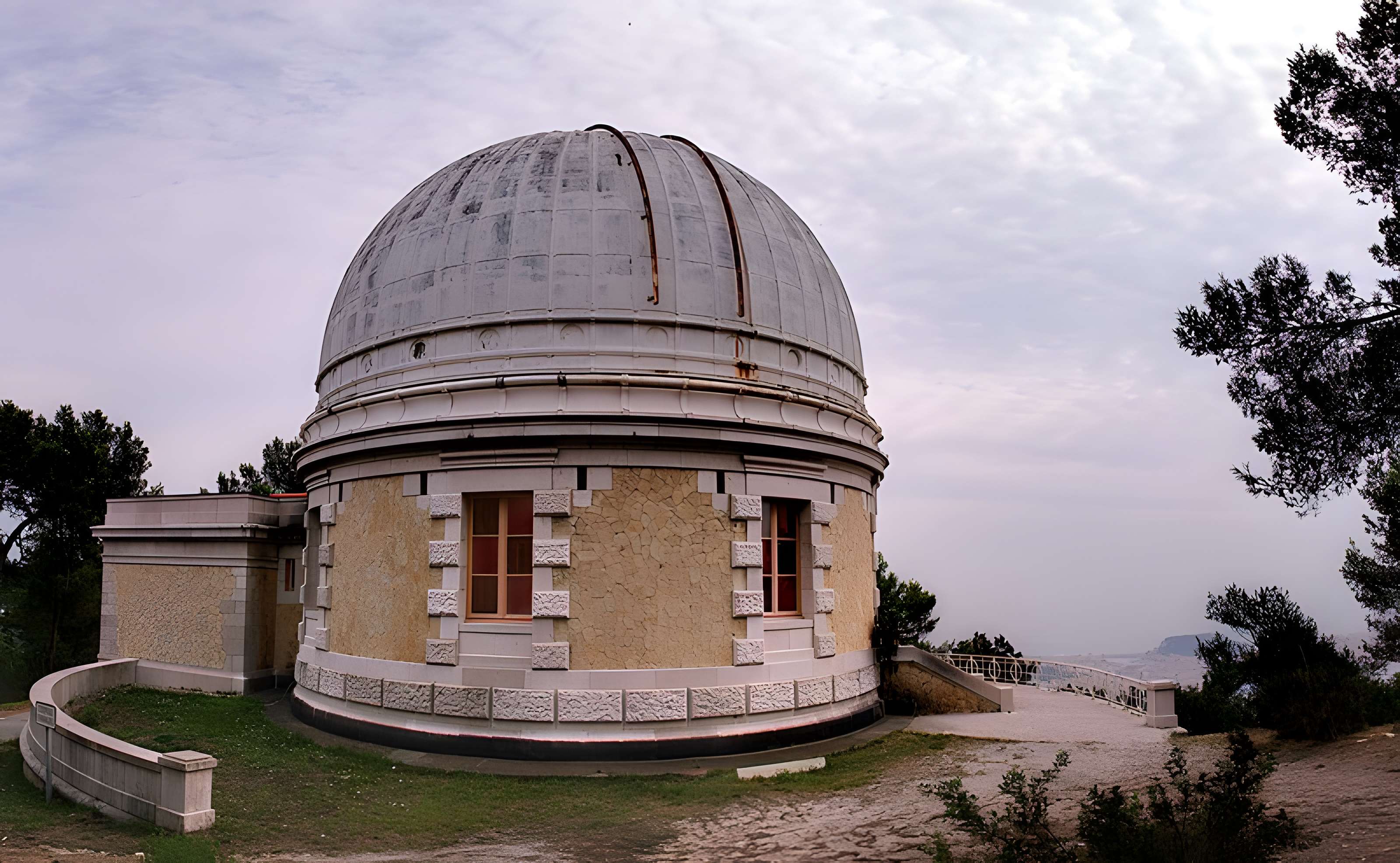 Observatoire d'astronomie du Montgros