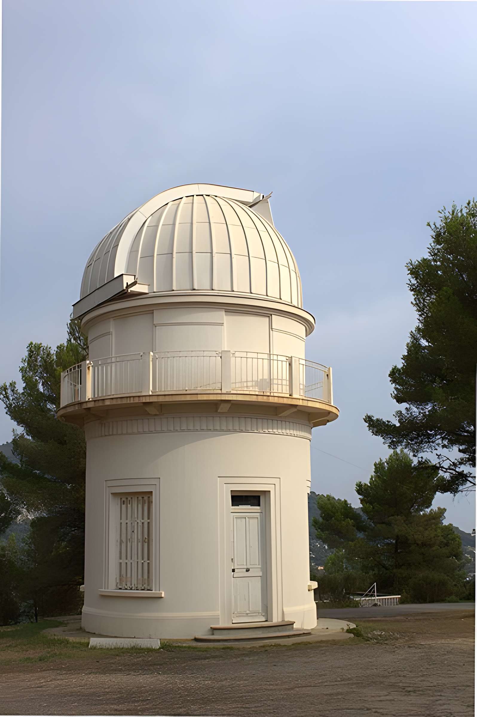 Observatoire d'astronomie du Montgros