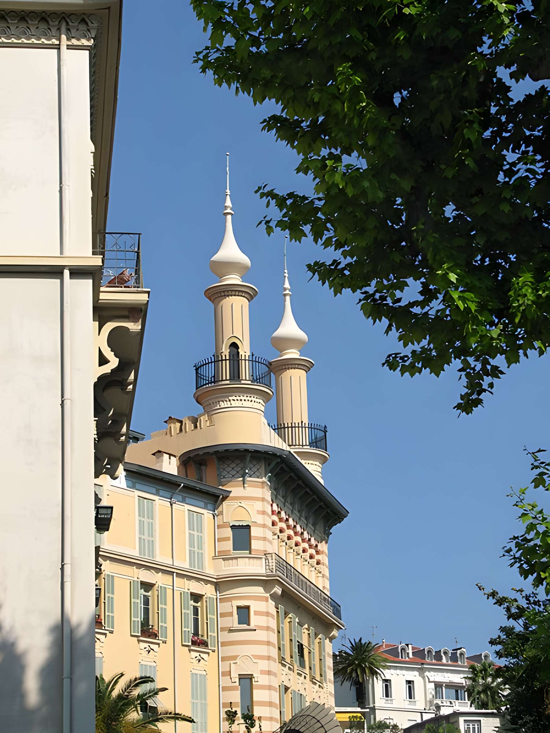 Ancien Hôtel Alhambra