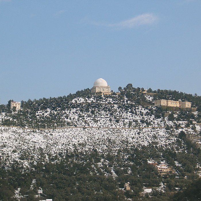 Photo de Observatoire dastronomie du Montgros également sur commune de La Trinité