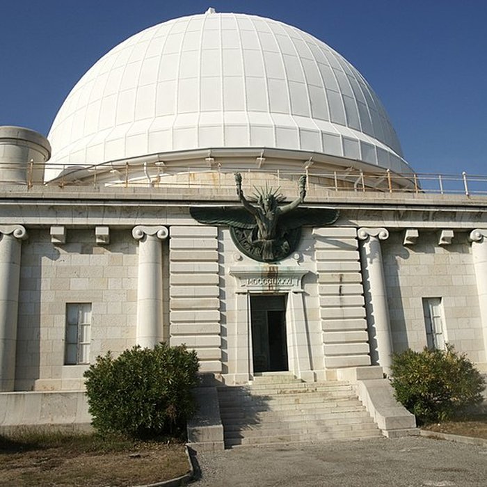 Photo de Observatoire dastronomie du Montgros également sur commune de La Trinité