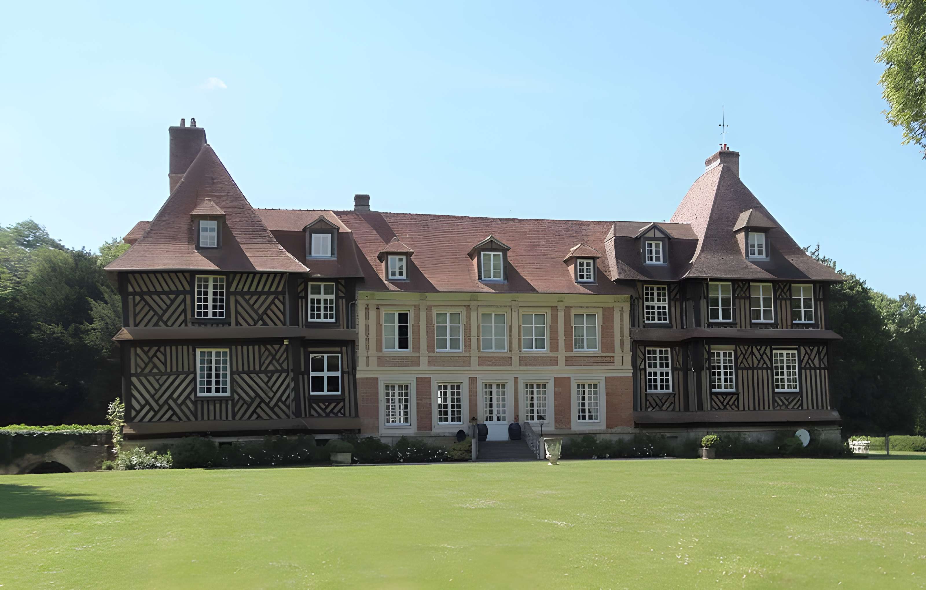 Château du Breuil au Breuil-en-Auge 