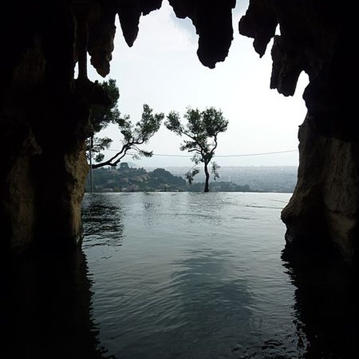 Photo de Section des vallons de la Garde et de Costa Rasta, section représentative du canal de la Vésubie