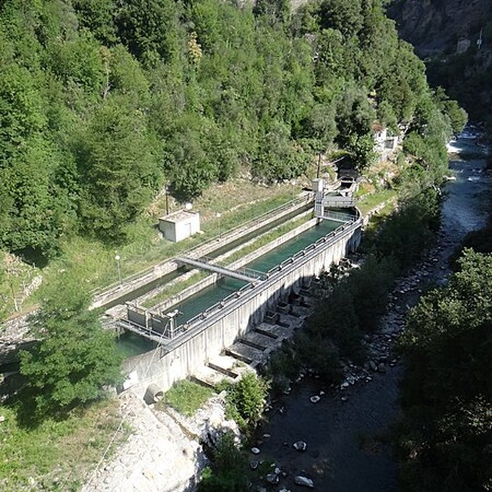Photo de Section des vallons de la Garde et de Costa Rasta, section représentative du canal de la Vésubie