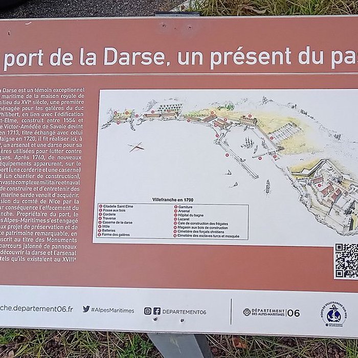Photo de Port de la Darse bâtiments et éléments dinfrastructure