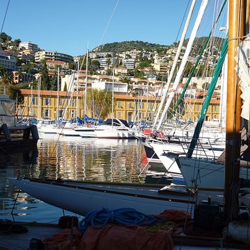 Port de la Darse bâtiments et éléments dinfrastructure