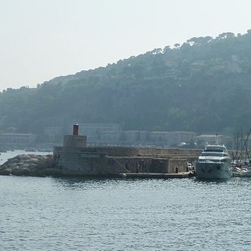 Port de la Darse bâtiments et éléments dinfrastructure