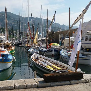 Port de la Darse bâtiments et éléments dinfrastructure